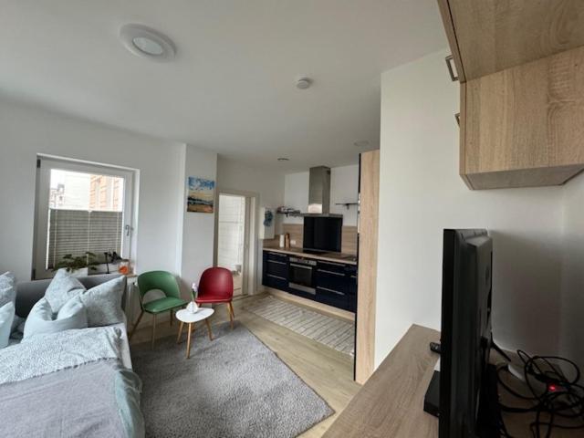 Near Holstentor Modern Apartment Near The Center With Wifi Lubeck Bagian luar foto
